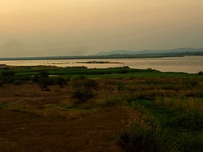 El río Zambeze a su paso por Caia