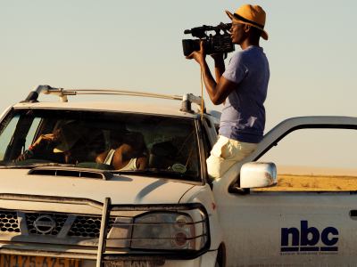 Una televisión de rodaje en Ethosa