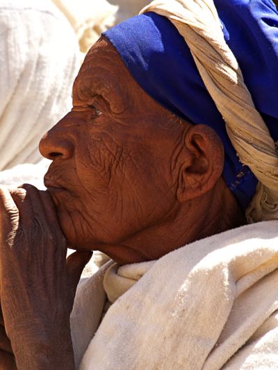Una anciana en LaLibela