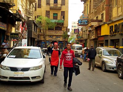 Otra calle de El Cairo