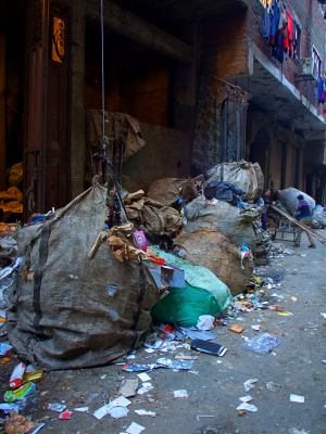 Otra imagen de la Ciudad de la basura en El Cairo