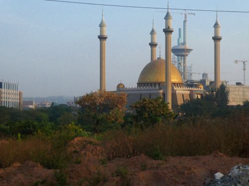 La gran mezquita de Abuja