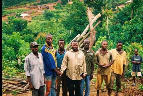 Traficantes y explotadores en las plantaciones de cacao de Costa de Marfil