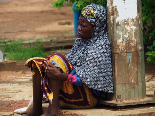 Una mujer en Ouagua Burkina Faso