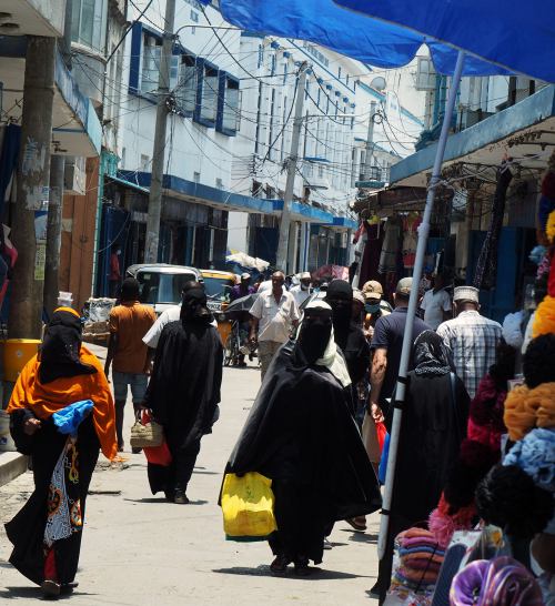 Una calle de Mombasa