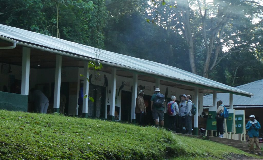 Oficina de la Autoridad de vida silvestre de Uganda (UWA) en Kanyanchu