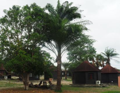 Campamento de Soyo junto al río Congo Angola