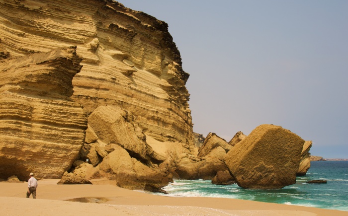 Xaquín en la Playa de Soba Namibe Angola