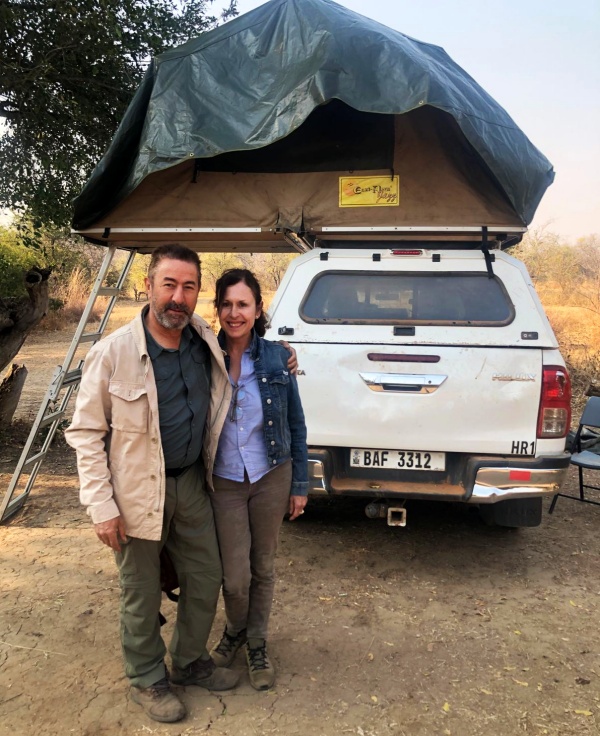 KAFUE NP DELANTE DE NUESTRA TIENDA ZAMBIA