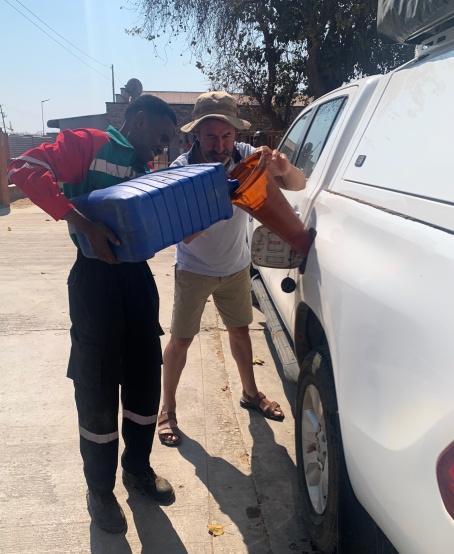 Repostando en Zambia